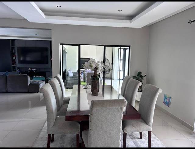 5 BEDROOM HOUSE FOR SALE IN SIX FOUNTAINS RESIDENTIAL ESTATE